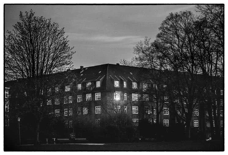 Confrontation — Hamburg, 18.04.2015